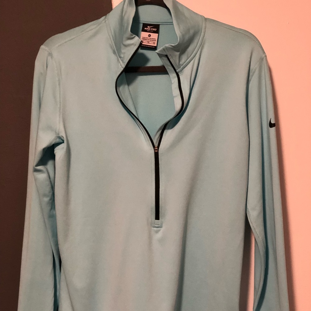Nike pro athletic dri-fit thermal running jacket